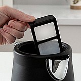 קומקום חשמלי 1.7 ליטר MORPHY RICHARDS מורפי ריצ'ארדס דגם ILLUMINATION 108020